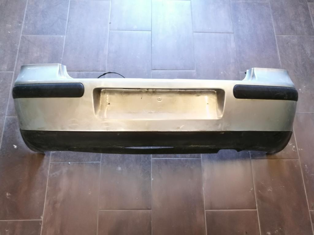 Zadny naraznik VW GOLF IV 4 1J6