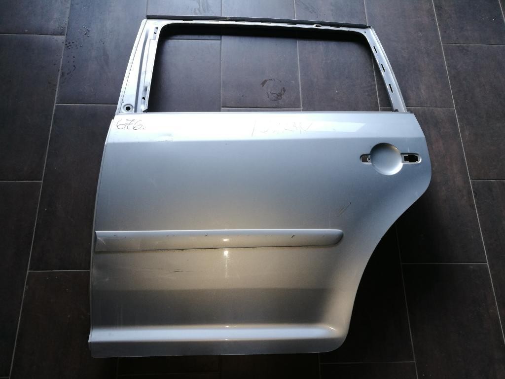 Lave zadne dvere VW TOURAN 1T0