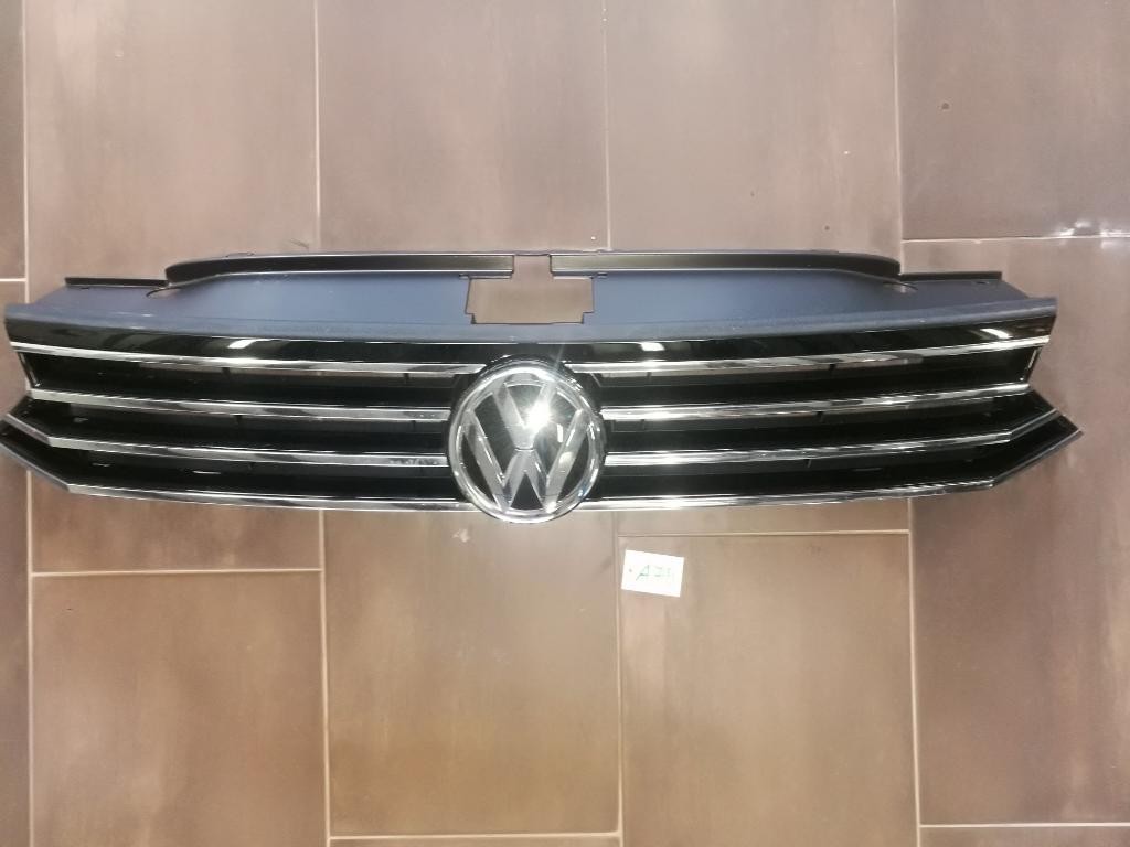 Maska mriezka VW PASSAT B8 3G0853653