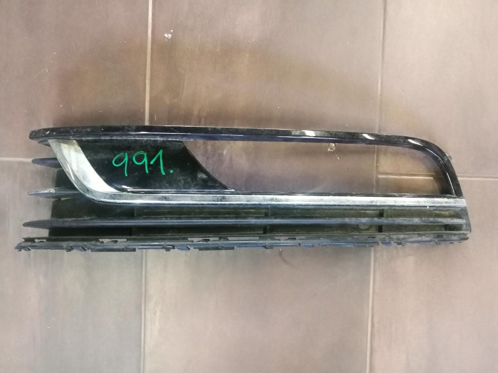 Mriezka hmlovky naraznika VW PASSAT B7 3AA