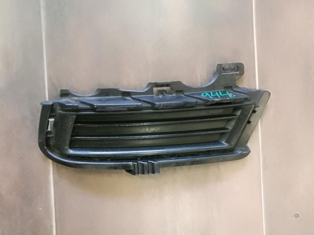 Mriezka naraznika prava VW GOLF VII 7 5G0