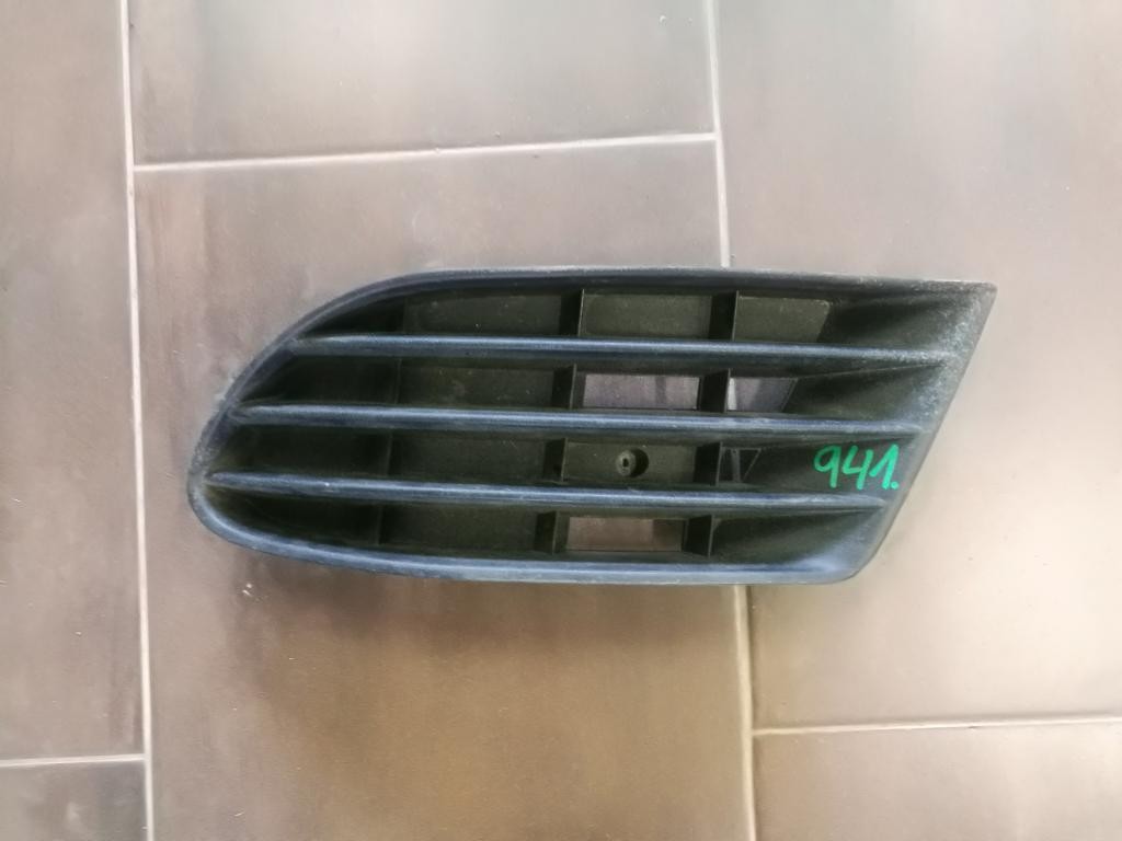 Mriezka naraznika prava VW GOLF V 5 + PLUS 5M
