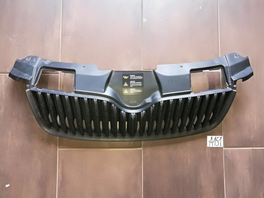 Maska mriezka SKODA FABIA II 2 5J0