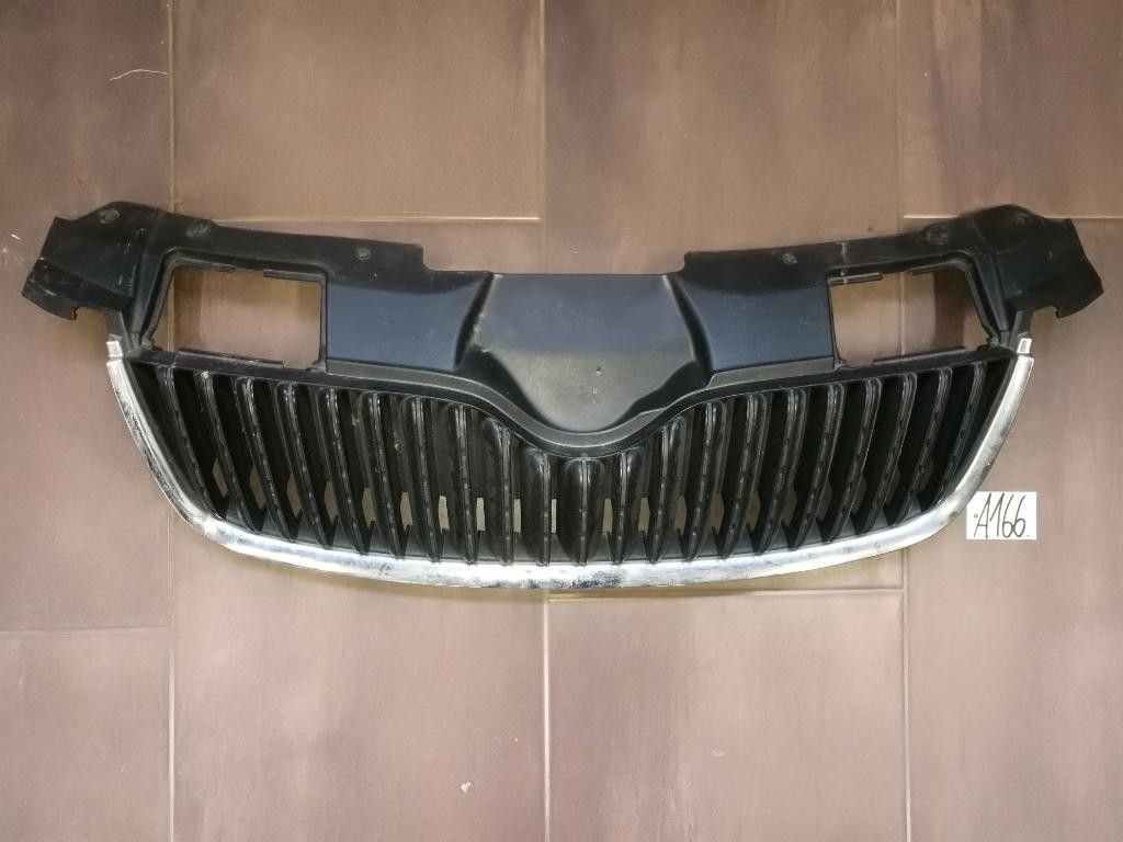 Maska mriezka SKODA FABIA II 2 5J0853668A