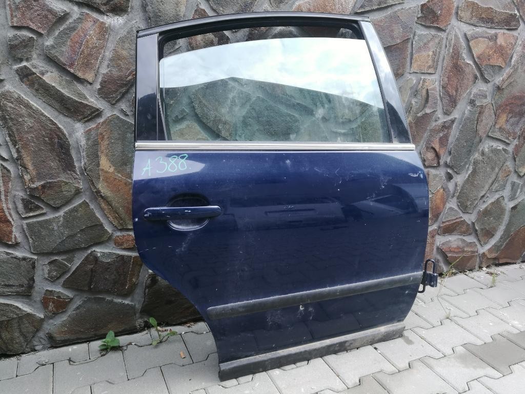 Prave zadne dvere VW PASSAT B5 SEDAN