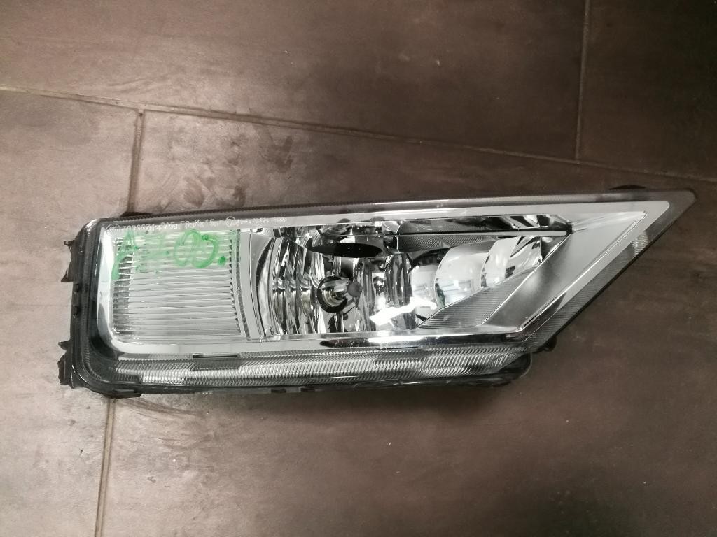 Svetlo hmlovka VW TIGUAN 5N