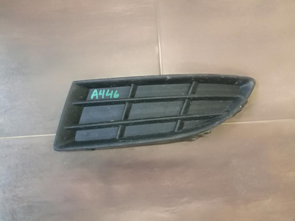 Mriezka krytka naraznika FABIA II 2 LIFT 5J0