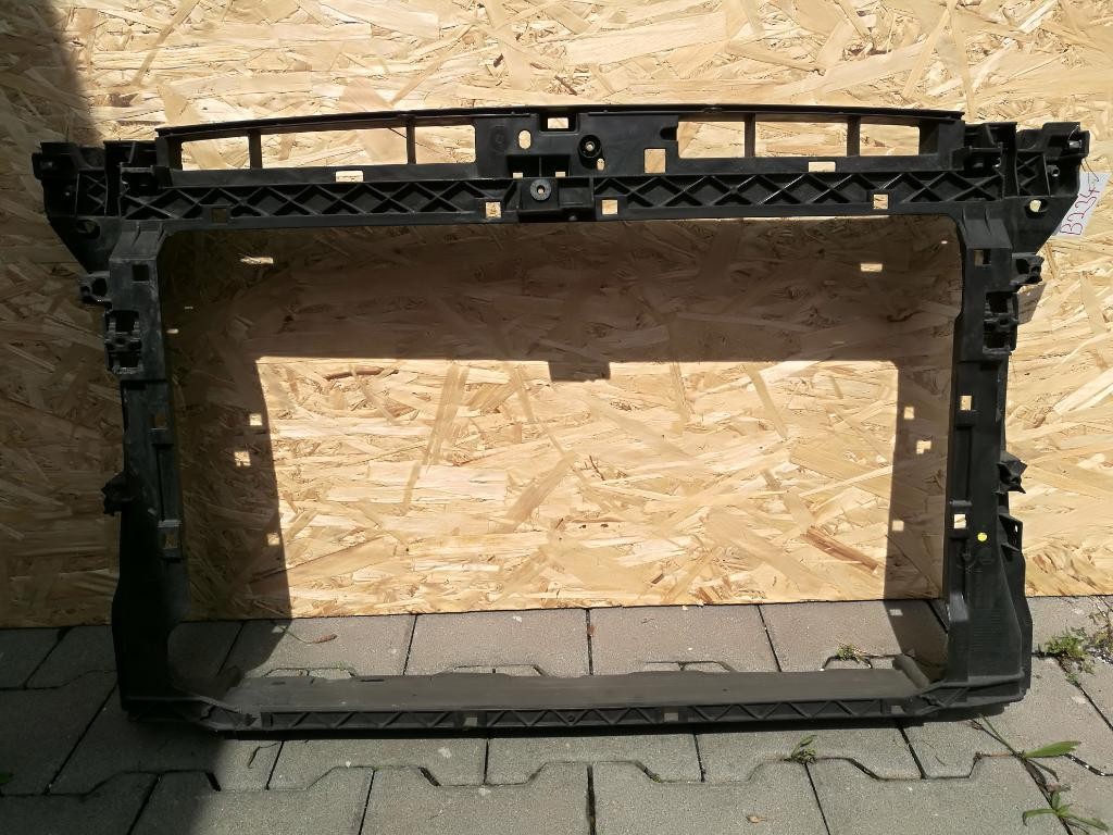 Drziak stena sahara SUPERB 3 III 3V0805588
