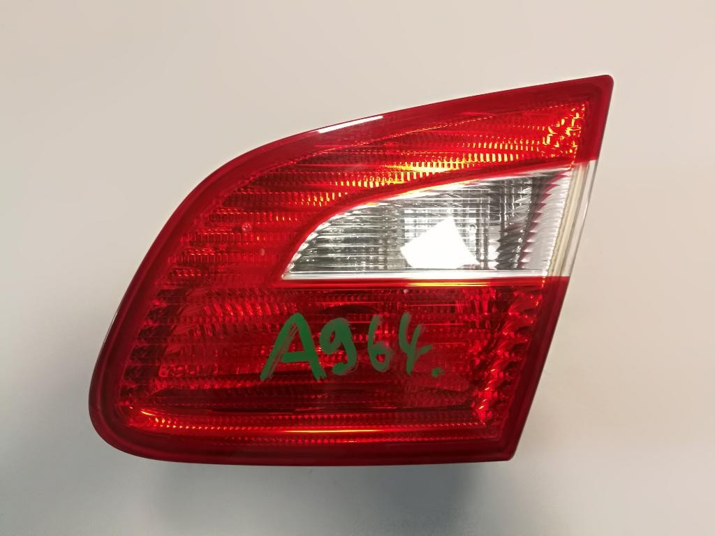 Svetlo zadne SKODA SUPERB II 2 3T5945094 SEDA