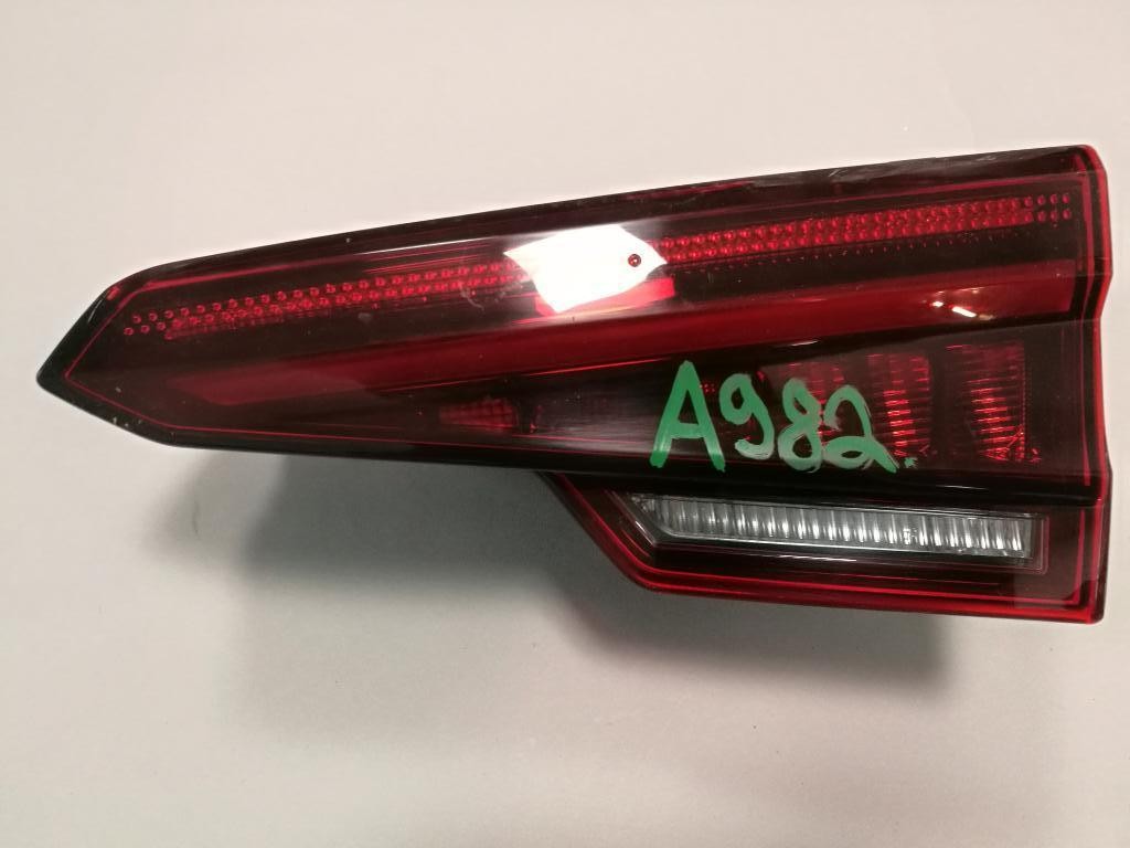 Svetlo zadne AUDI A4 B9 8W5945094D SEDAN LED