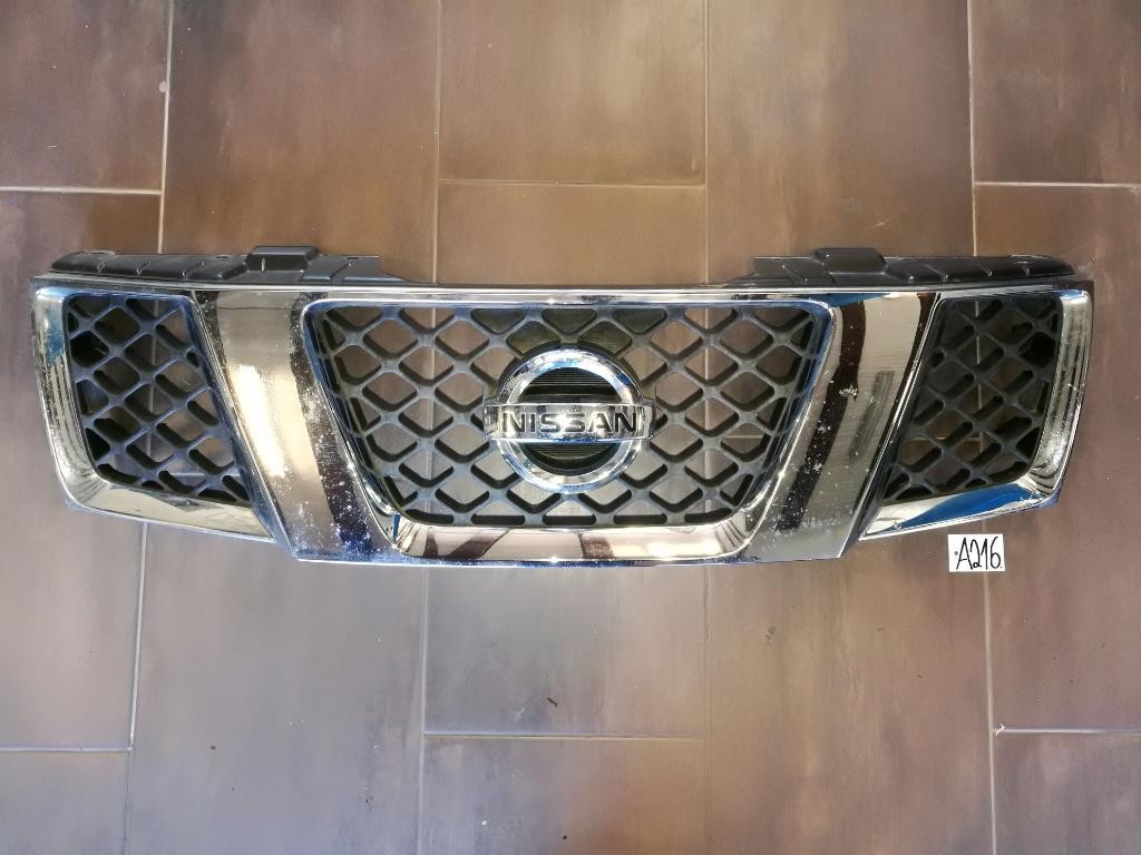 Maska mriezka NISSAN NAVARA III 3 D4 06-09