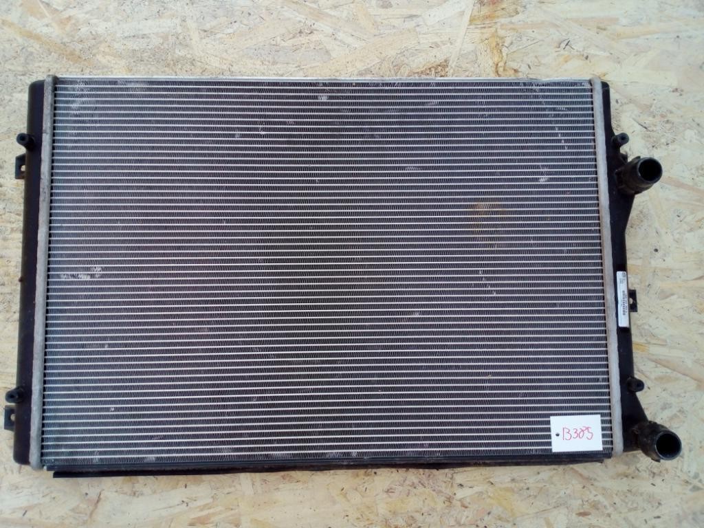 Chladic vody 1K0121251 A3 PASSAT GOLF V 5