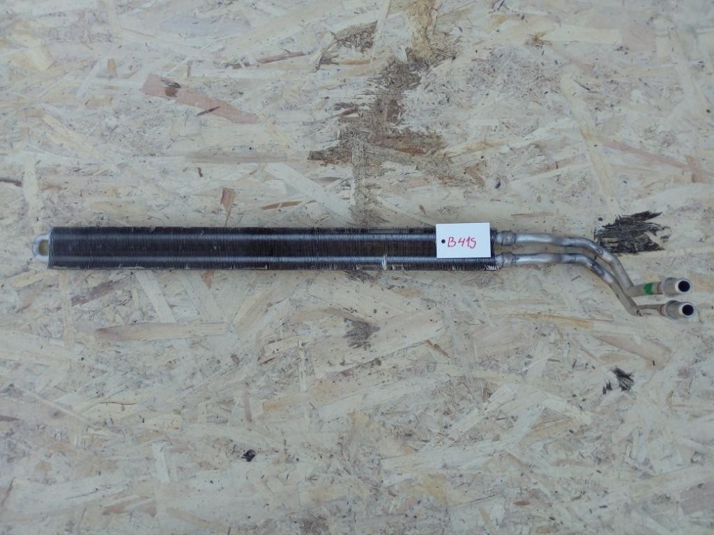 Chladic oleja 17217800369 BMW 5 E60 E61