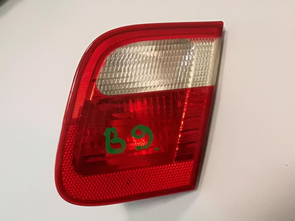 Svetlo zadne BMW 3 E46 SEDAN 8364521