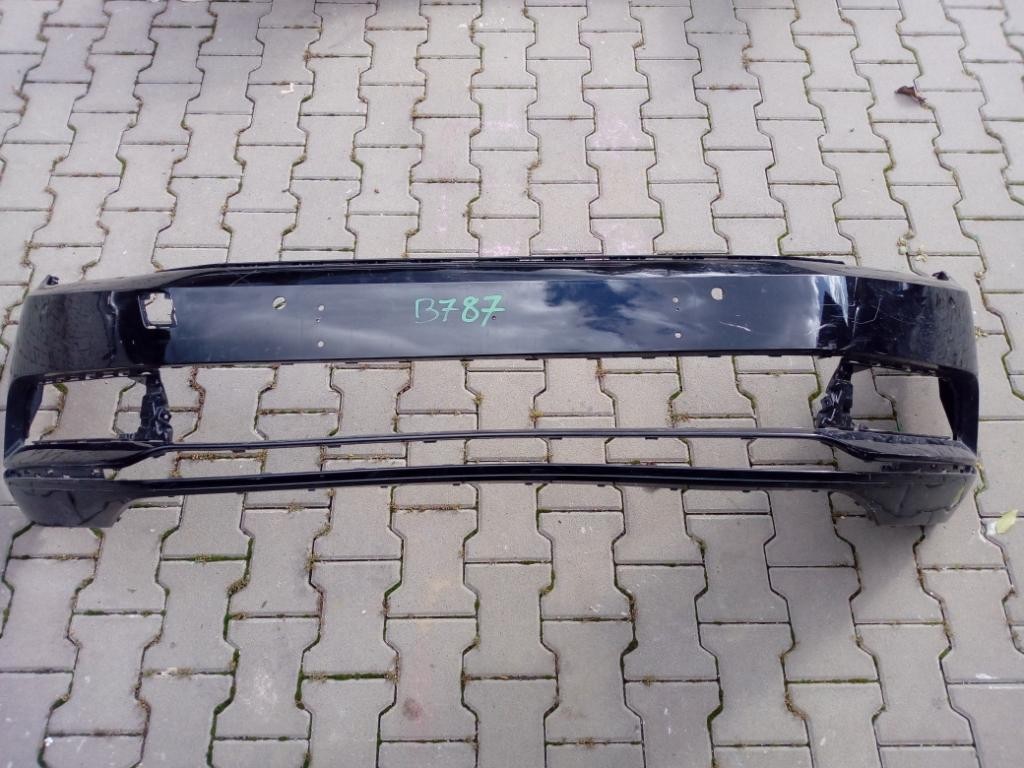 Predny naraznik 3G0807221 VW PASSAT B8