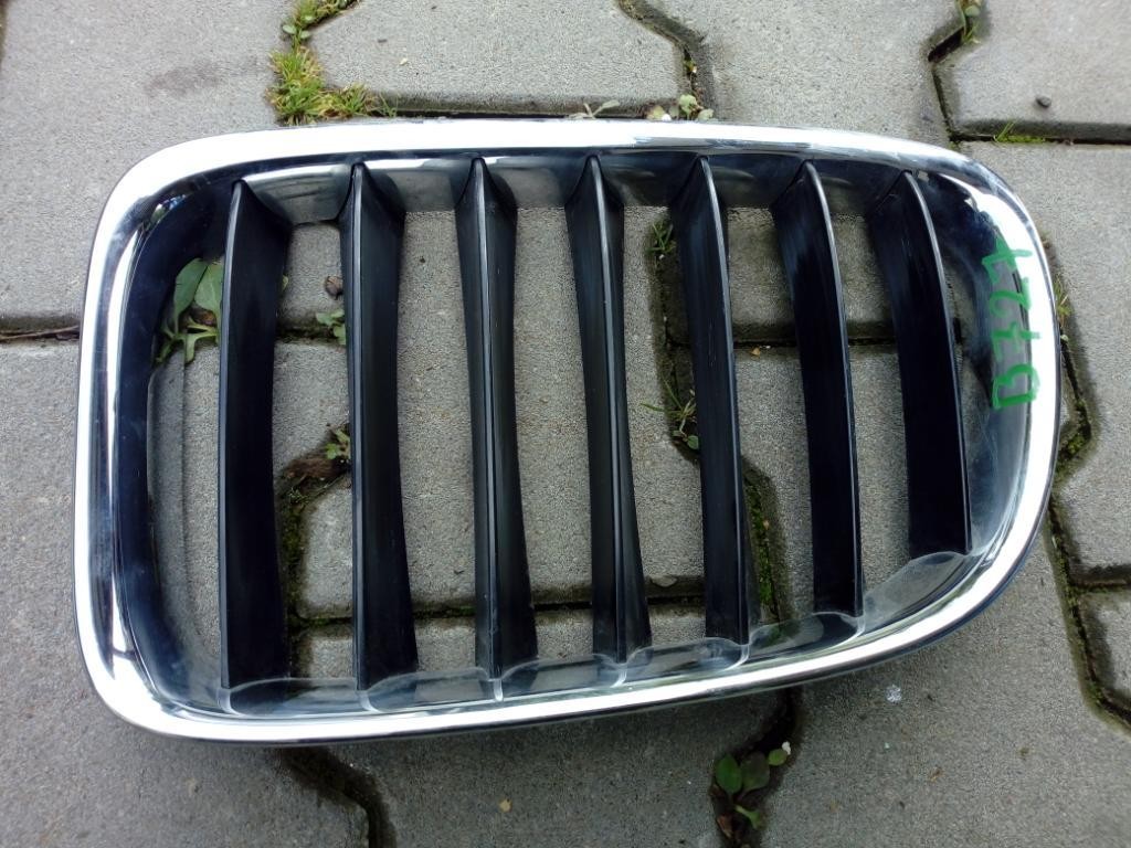 Mriezka MASKA BMW X1 E84 09-15 51112993307