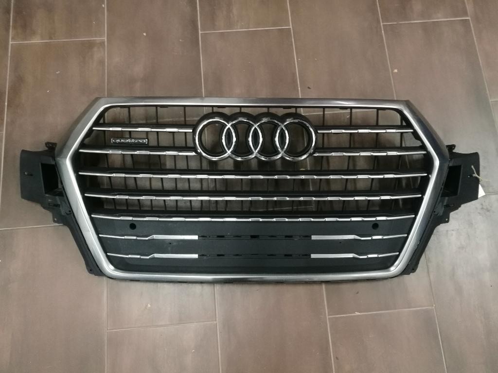 Maska mriezka 4M0853851F/G AUDI Q7 II. 2015>