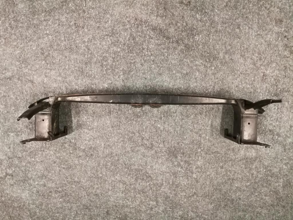 Vystuha naraznika 3G0807611 VW PASSAT B8
