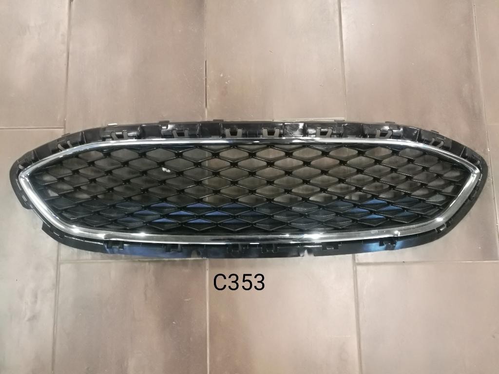 Maska mriezka H1BB8B271A1 FORD FIESTA MK8 ACTIVE 17 ->