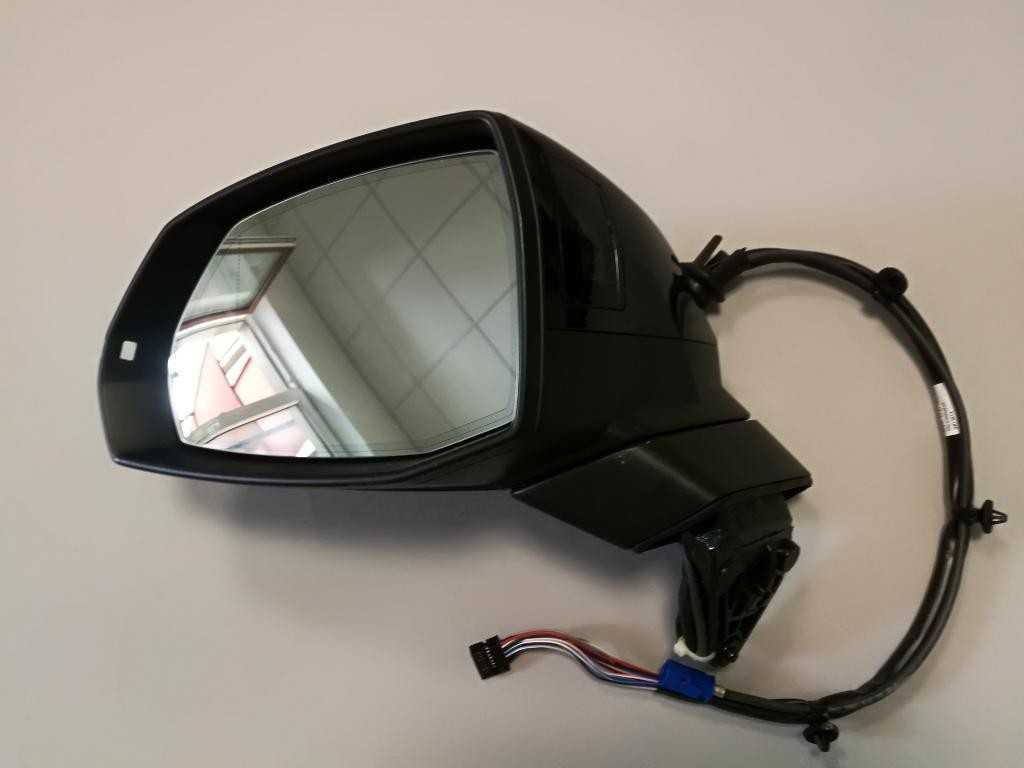 Spatne zrkadlo AUDI Q7 4M 15> 233656051