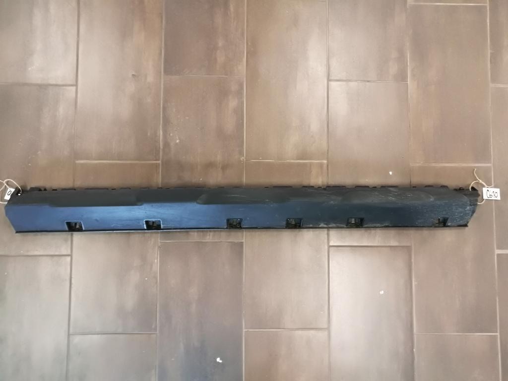 Lista prahova 76426-0493R DACIA DUSTER II 2