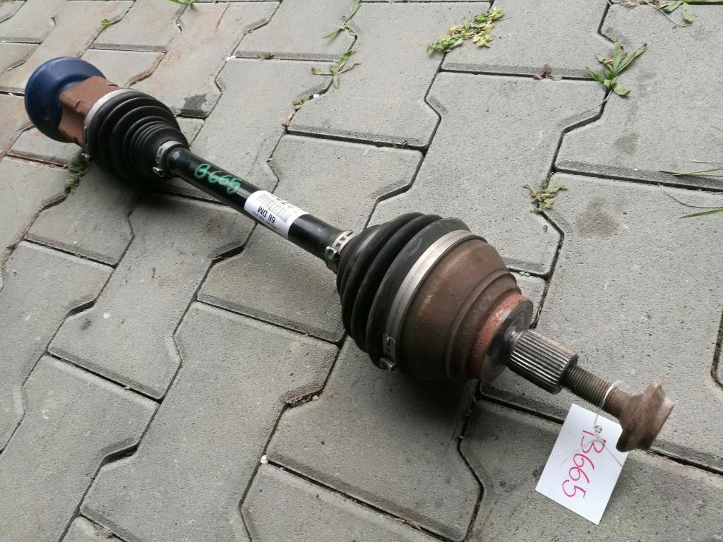 Poloos 5N0407766D VW TIGUAN AUDI Q3 RS3 SKODA