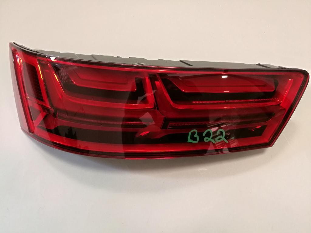 Svetlo zadne AUDI Q7 4M0945093M LED