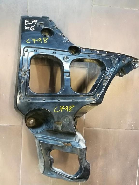 Drziak vystuha naraznika 51127176246 BMW X6 E71