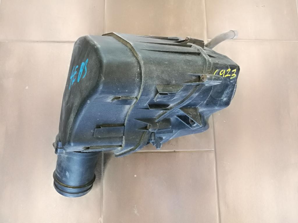 Obal vzduchovy filter 4E0129620 AUDI A8 D3