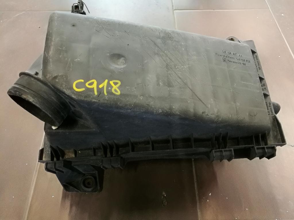 Obal vzduchovy filter 1J0129607AA VW GOLF IV 4