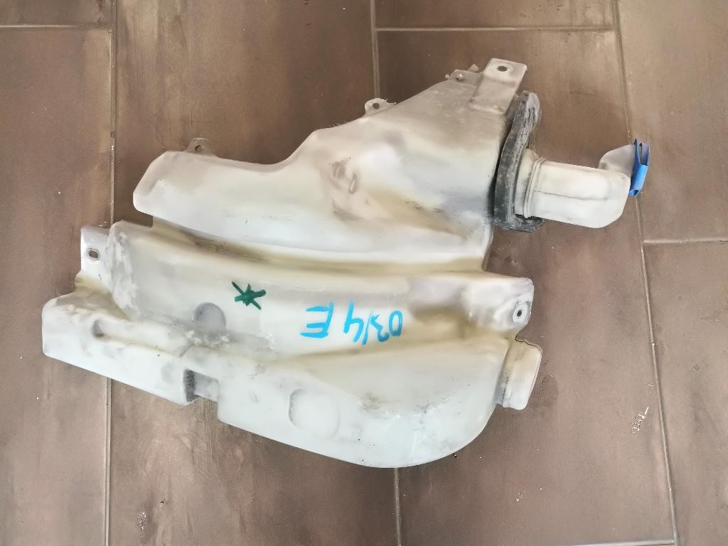 Nadrzka ostrekovacov AUDI A8 D3 4E0 03->
