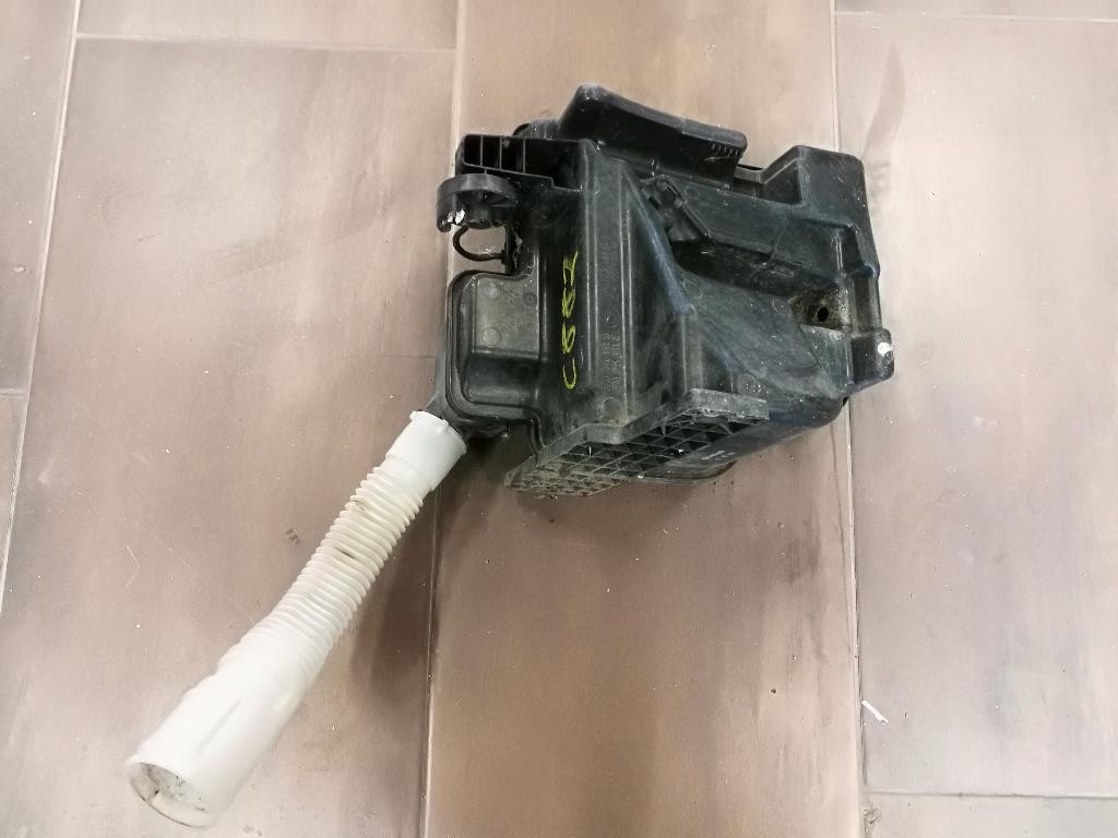 Nadrzka ostrekovacov 6R0955453D/E/G/H VW AUDI SKODA