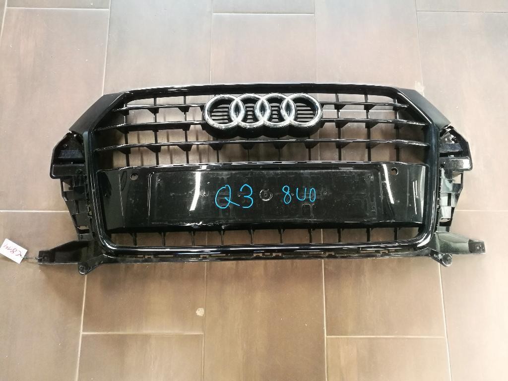 Maska mriezka AUDI Q3 8U LIFT