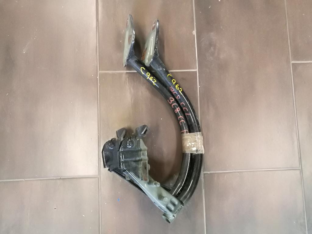 Pant zaves kapoty 3C8827302A 301A VW PASSAT CC 3C8