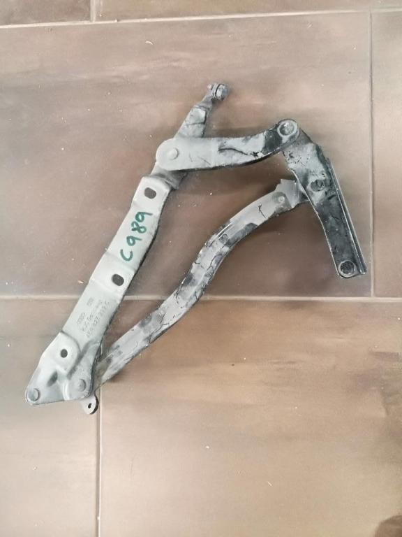 Pant zaves kufra 4E0827299C AUDI A8 D3 4E