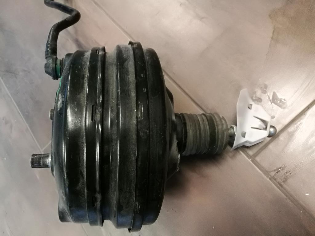 Posilnovac brzd AUDI A4 B8 8K0612103K
