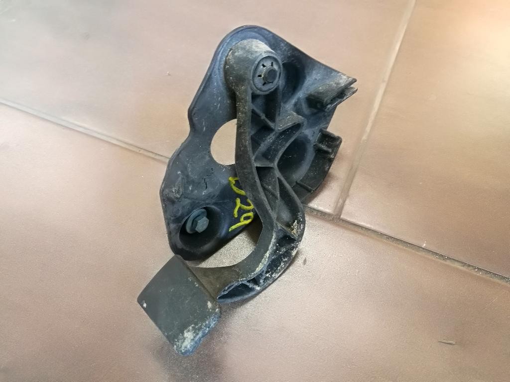 Otvaranie packa kapoty 4E1823533D AUDI A8 D3 4E