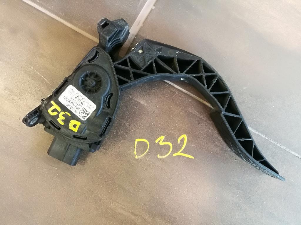 Pedal plynu potenciometer AUDI 8K1723523 A4 B8 A6 C6 A7