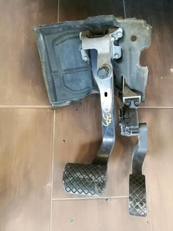 Pedal plynu brzdy potenciometer 4E1723031M AUDI A8 D3