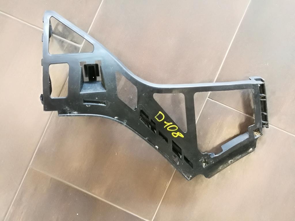 Drziak naraznika 5M0807377 VW GOLF V 5 PLUS +