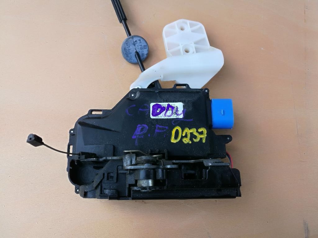 Zamok dveri 3D1837016AC VW CADDY TOURAN GOLF JETTA