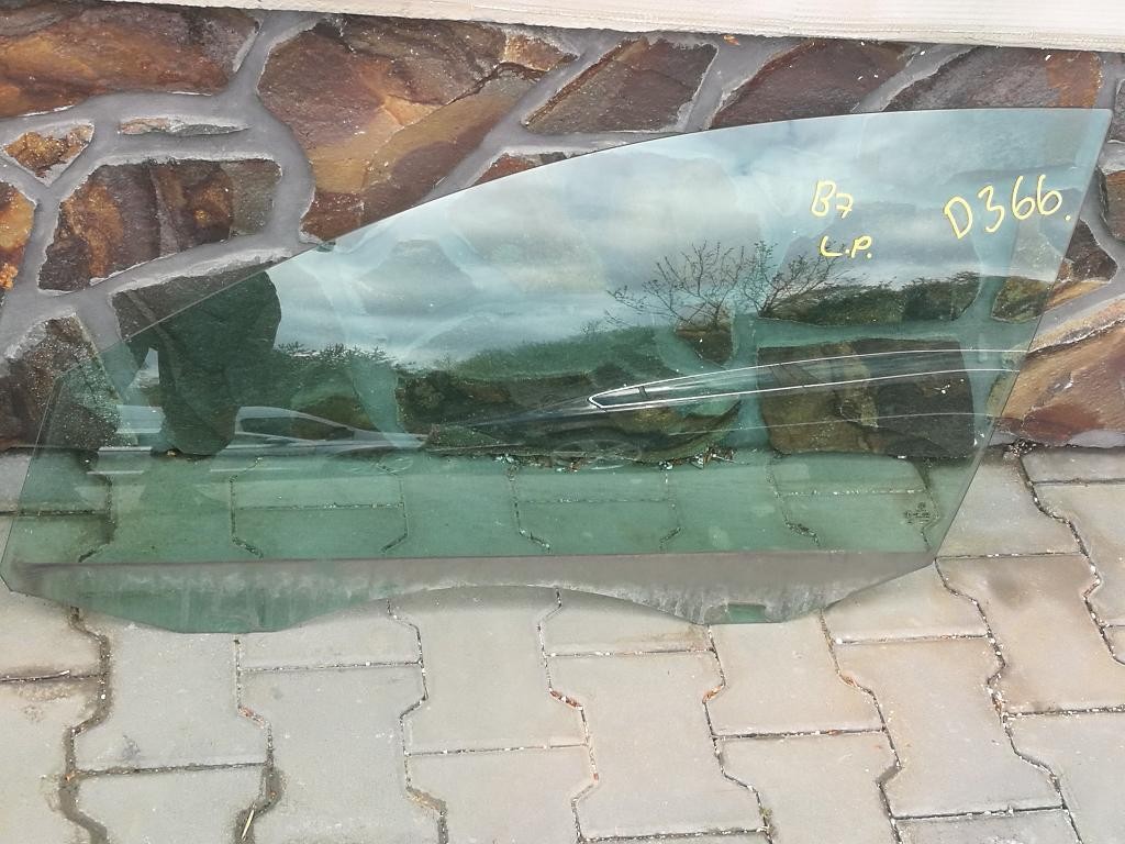Predne okno dveri VW PASSAT B7 3A