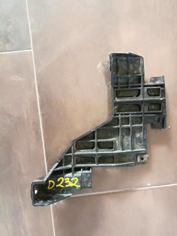 Drziak vystuha svetla 1010717075 AUDI Q5 8R