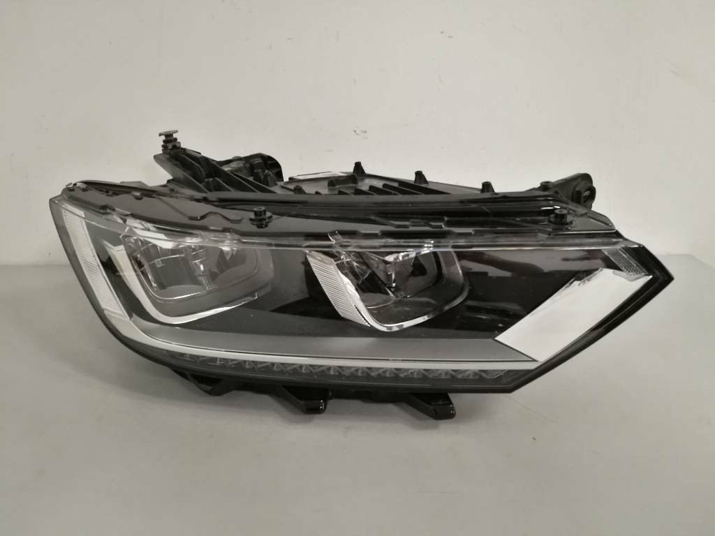 Predne svetlo LED VW PASSAT B8 3G1941036C