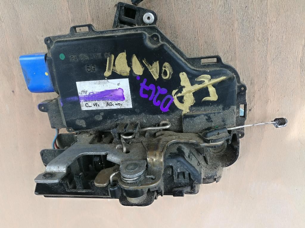 Zamok dveri 3D1837015 VW TOURAN CADDY