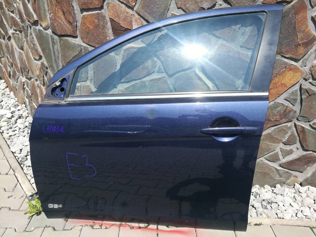 Lave predne dvere MITSUBISHI LANCER X