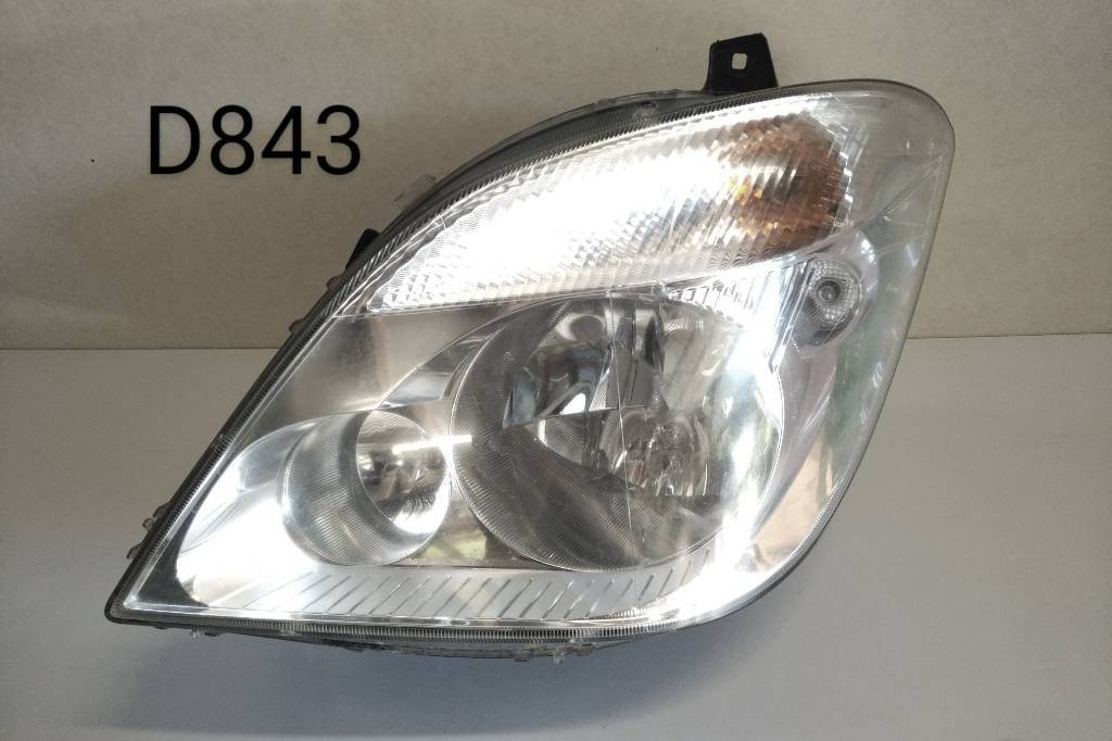 Predne svetlo MERCEDES SPRINTER W906 A9068200161