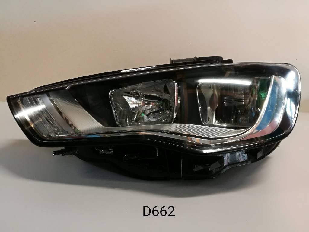 Predne svetlo AUDI A3 8V 8V0941003