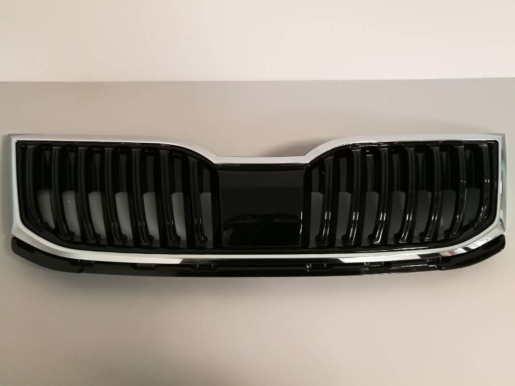 Maska mriezka SKODA OCTAVIA III 3 5E0853653C