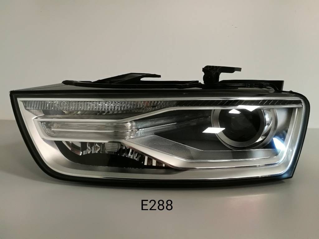 Predne svetlo AUDI Q3 LIFT XENON LED 8U0941005C